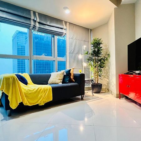 Bgc Luxury Condo - Balcony, Pool, Wi-Fi, City View - Suite 8 Manila Exterior photo